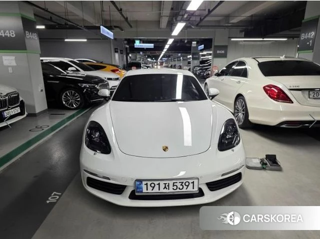 Porsche 718 Cayman 2019 Белый из Кореи