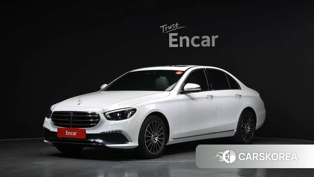 Mercedes-Benz E-Class W213 2022 Белый из Кореи