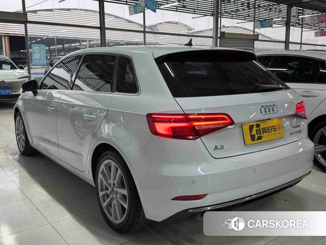 Audi A3 2021 Белый из Китая