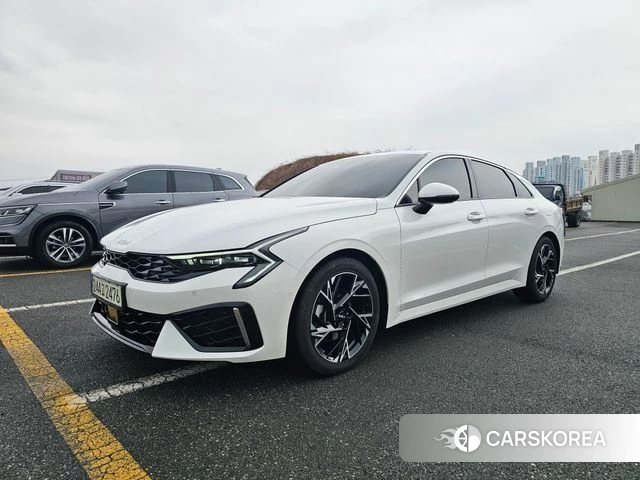 Kia The New K5 3rd generation 2023 Белый из Кореи