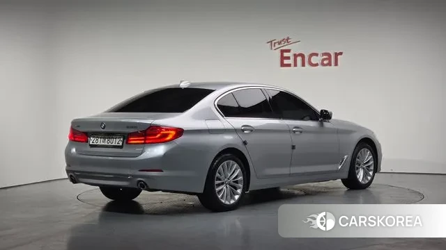 BMW 5 Series (G30) 2020 Серебряный из Кореи