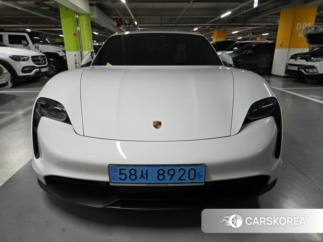Porsche Taycan 2022 Белый из Кореи