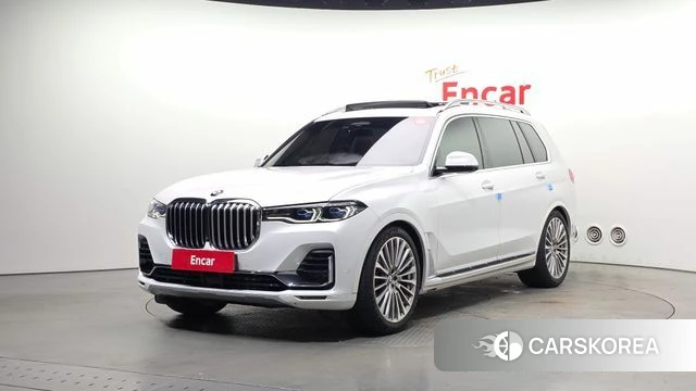 BMW X7 (G07) 2022 Белый из Кореи