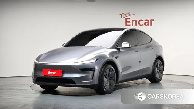 Tesla Model Y 2025 Серебристо-серый из Кореи