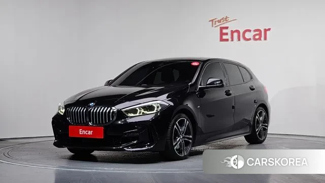 BMW 1 Series (F40) 2021 Черный из Кореи