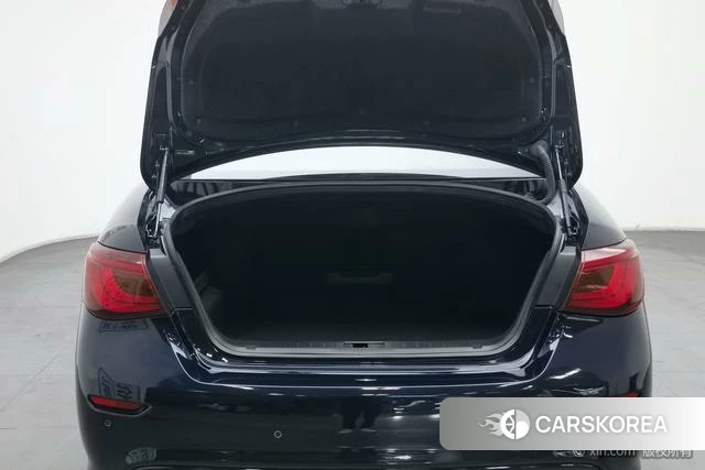 Infiniti Q70 2020 Синий из Китая