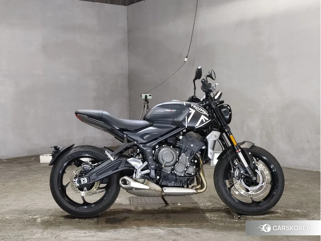 Проданный Triumph TRIDENT 660 2022 из Японии