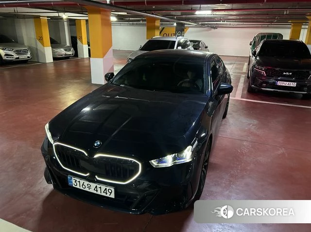 BMW 5 Series (G60) 2026 Черный из Кореи