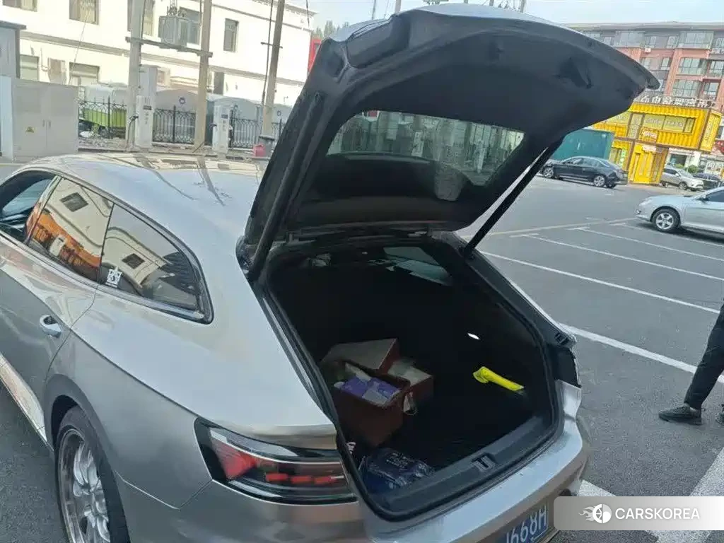 Volkswagen Arteon 2022 Silver/gray из Китая