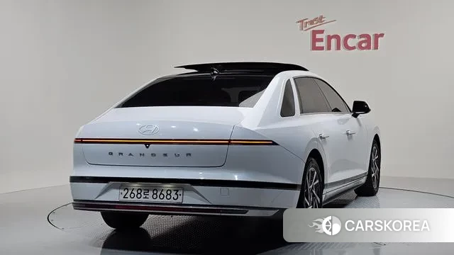 Hyundai Grandeur (GN7) 2022 Белый из Кореи