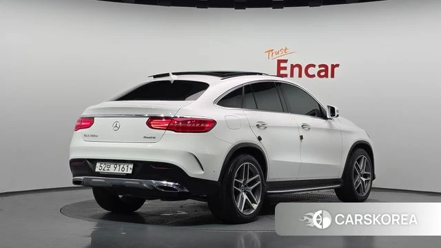 Mercedes-Benz GLE - Class W166 2018 Белый из Кореи