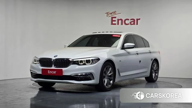 BMW 5 Series (G30) 2018 Белый из Кореи