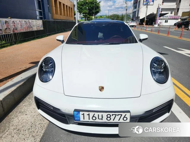 Porsche 911(992) 2022 Белый из Кореи
