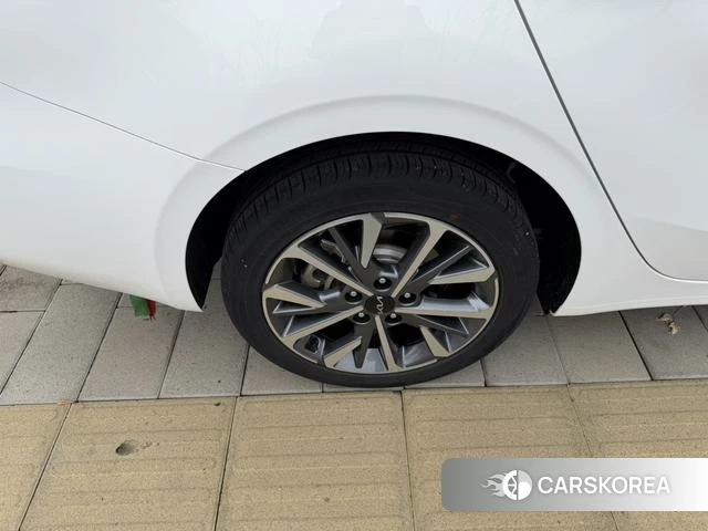 Kia K3 2022 Белый из Китая