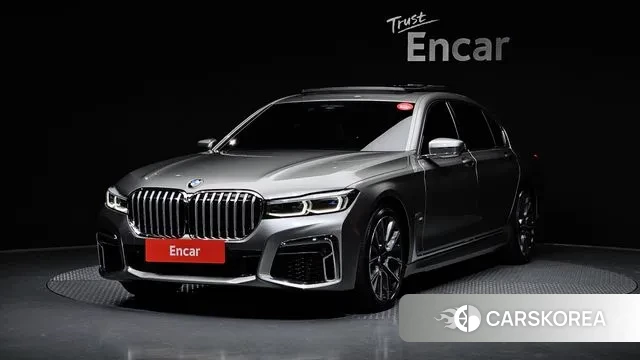BMW 7 Series (G11) 2020 Серебристо-серый из Кореи