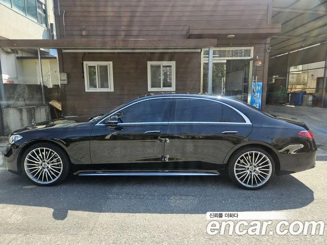 Mercedes-Benz S-Class W223 2024 Черный из Кореи