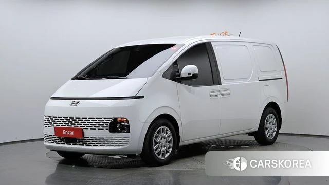 Hyundai Staria 2023 Белый из Кореи