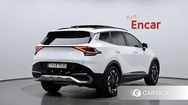 Kia Sportage 5th Generation 2023 Белый из Кореи