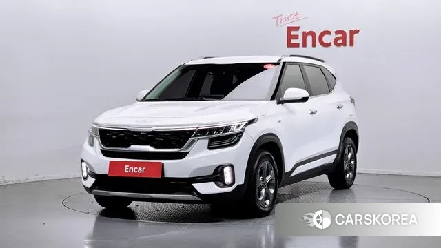 Kia Seltos 2022 Белый из Кореи