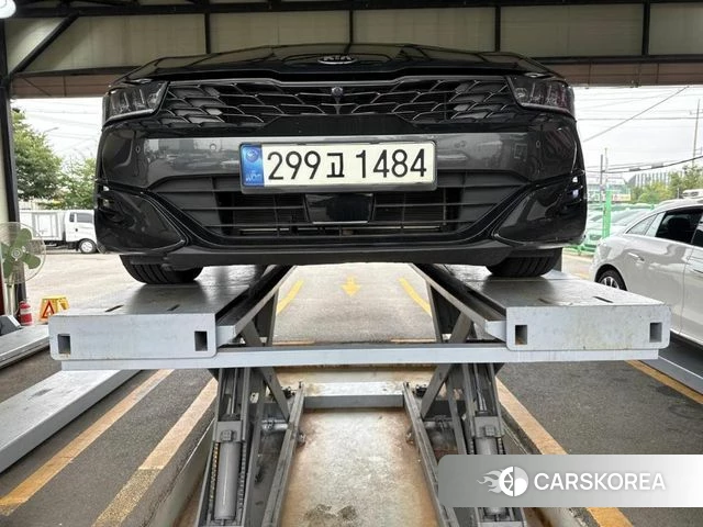 Kia K5 3rd generation 2021 Серый из Кореи