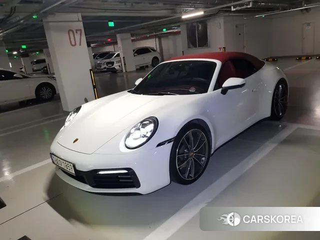 Porsche 911(992) 2021 Белый из Кореи