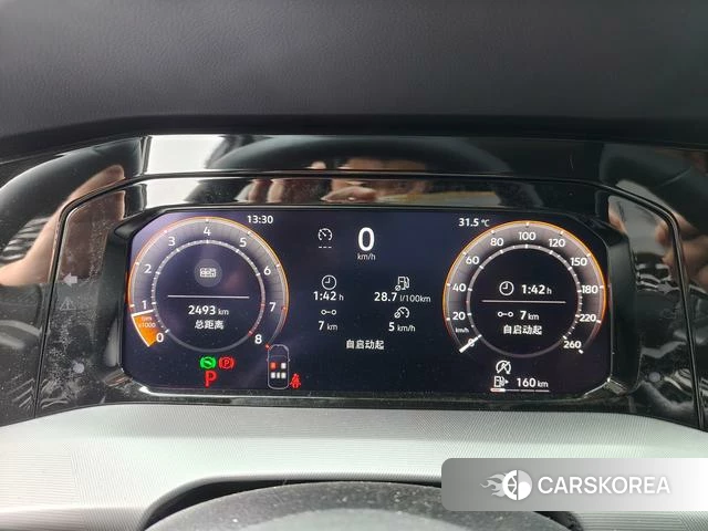 Volkswagen Golf 2026 Белый из Китая