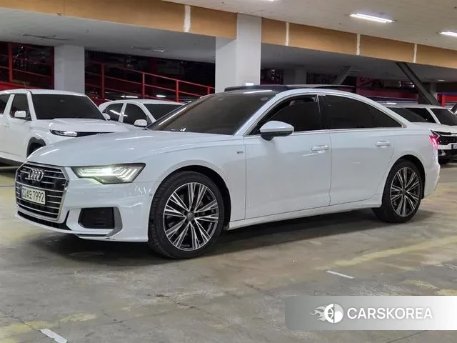 Audi A6 (C8) 2021 Белый из Кореи