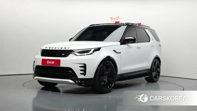 Land Rover Discovery 5 2024 Белый из Кореи