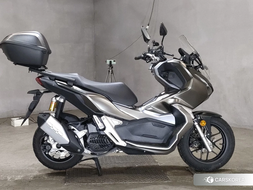 Проданный Honda ADV150 2019 из Японии, фото 2