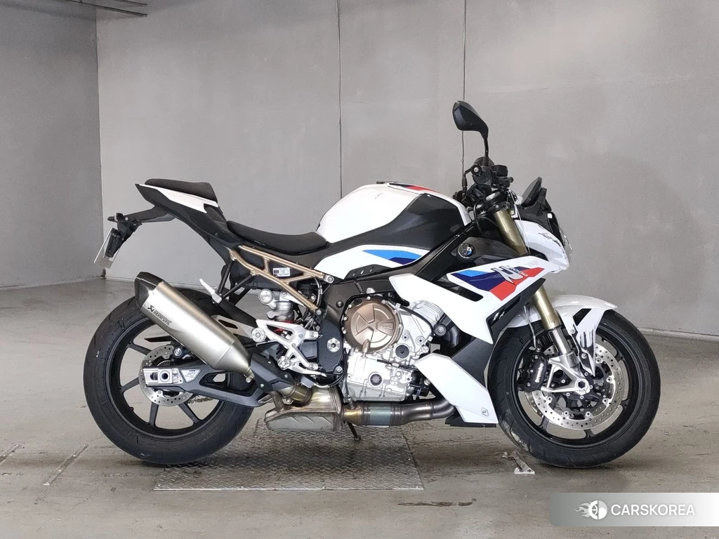 Проданный BMW S1000R M PACKAGE 2022 из Японии, фото 2