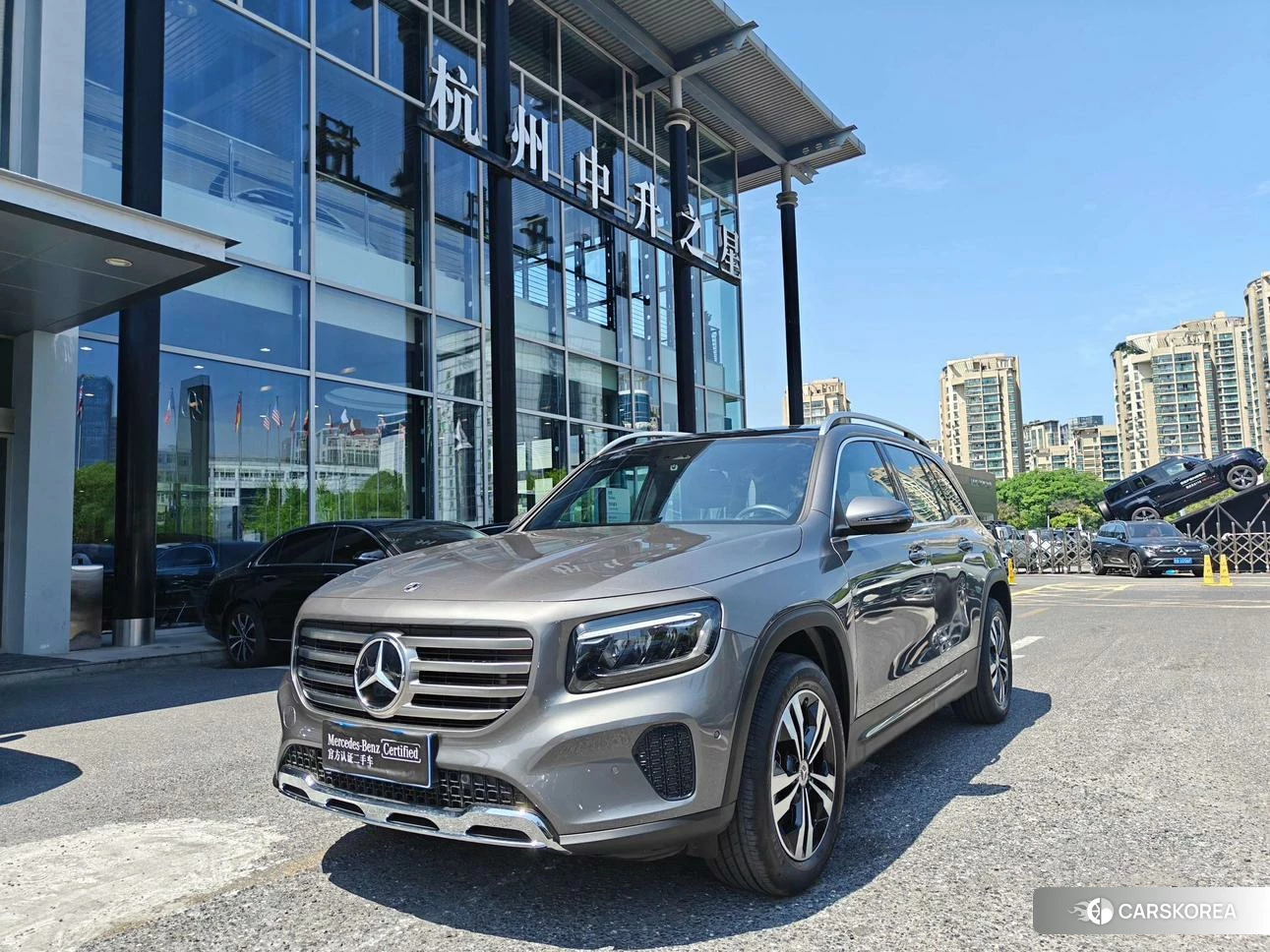 Mercedes-Benz GLB 2023 Темно-серый из Китая