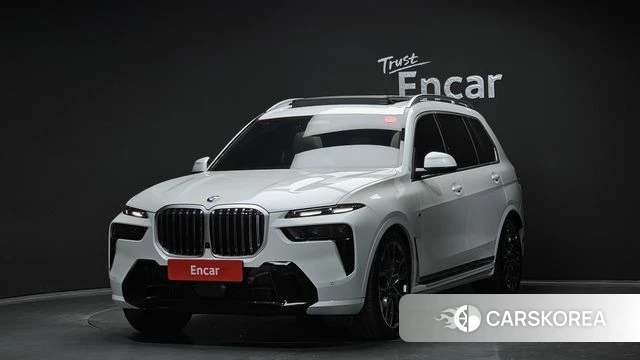 BMW X7 (G07) 2025 Белый из Кореи
