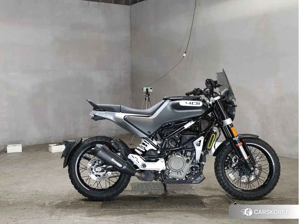 Проданный Husqvarna SVARTPILEN 401 2020 из Японии
