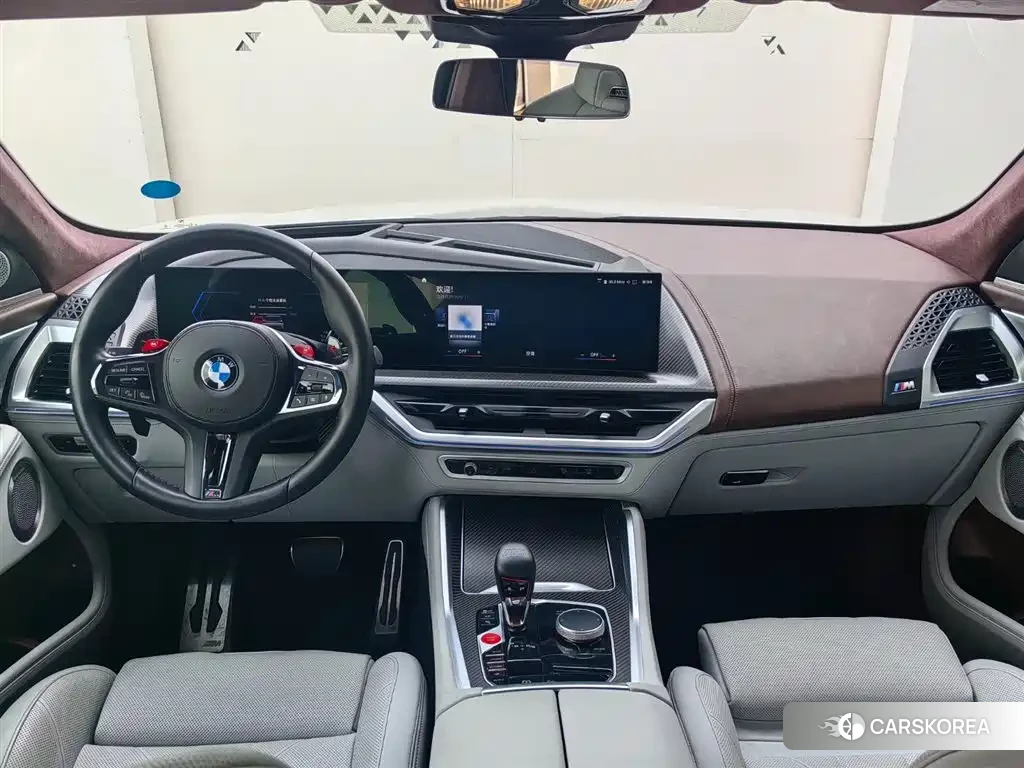 BMW XM 2024 Белый из Китая