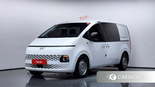 Hyundai Staria 2022 Белый из Кореи
