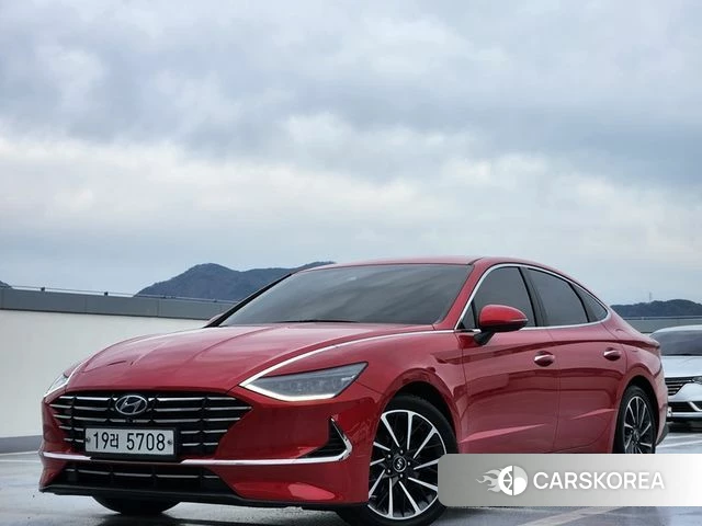 Hyundai Sonata (DN8) 2019 Красный из Кореи