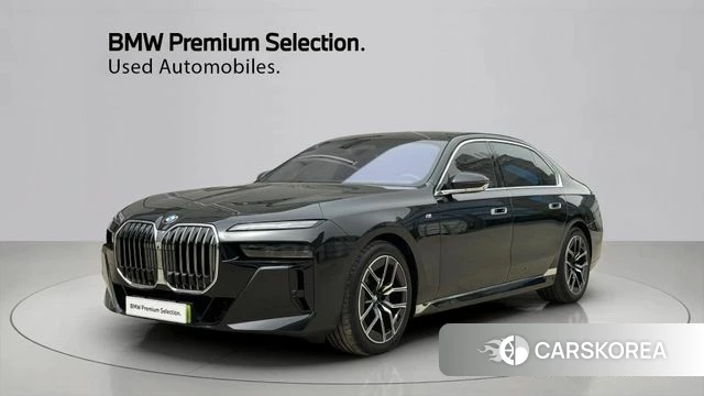 BMW 7 Series (G70) 2025 Черный из Кореи