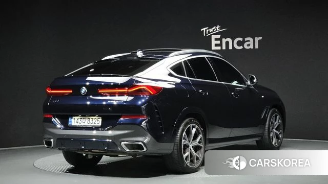 BMW X6 (G06) 2021 Черный из Кореи