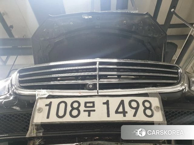 Mercedes-Benz E-Class W213 2019 Черный из Кореи