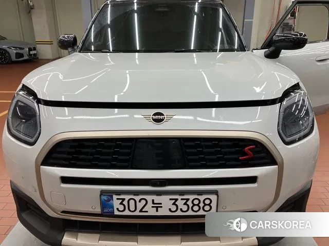 Mini Cooper S Countryman 3rd Generation 2024 Белый из Кореи
