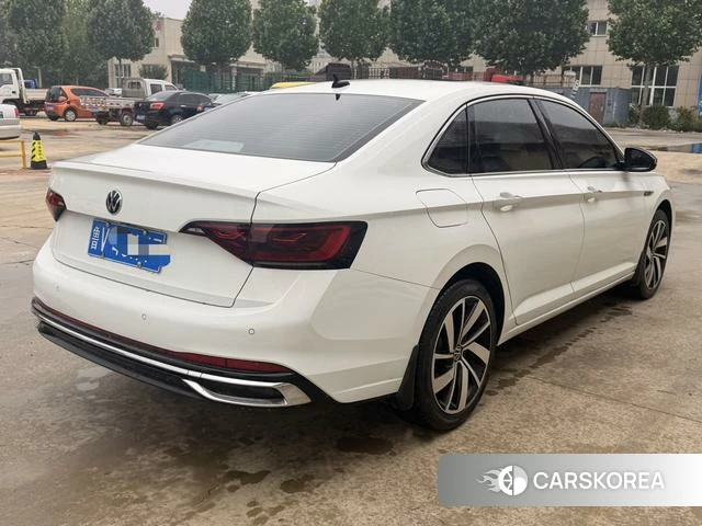 Volkswagen Sagitar 2023 Белый из Китая