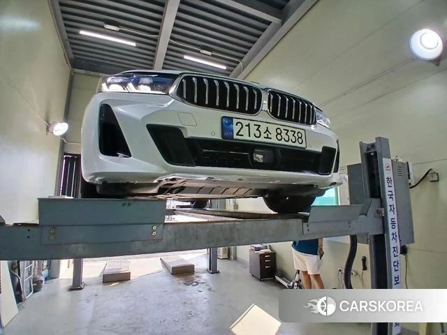 BMW 6 Series GT (G32) 2023 Белый из Кореи