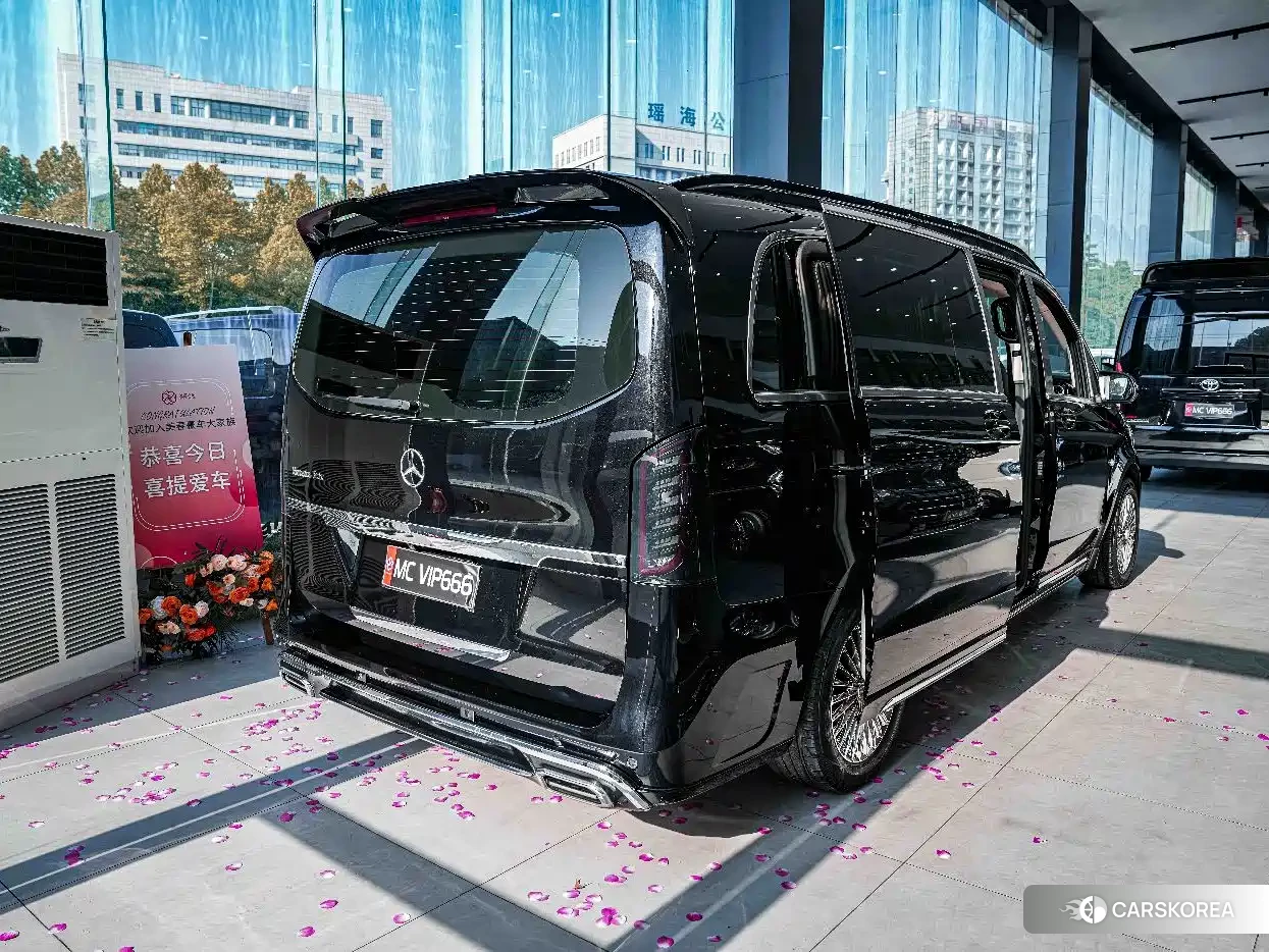 Mercedes-Benz Vito 2024 Черный из Китая