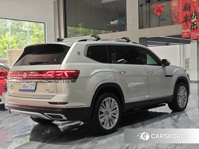 Volkswagen Tourang 2021 Шампань из Китая