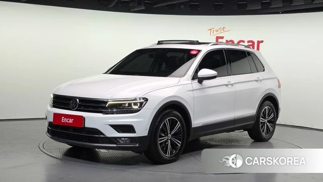 Volkswagen Tiguan second Generation 2020 Белый из Кореи