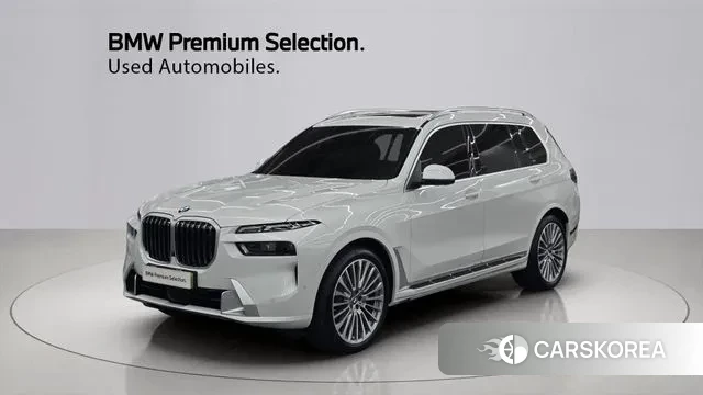 BMW X7 (G07) 2025 Белый из Кореи