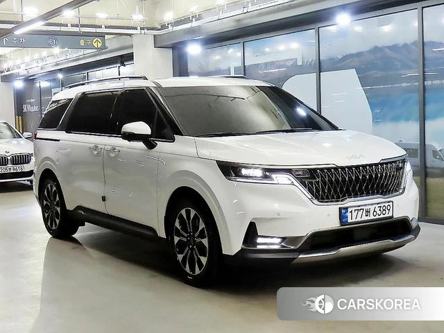 Kia Carnival 4th generation 2023 Белый из Кореи