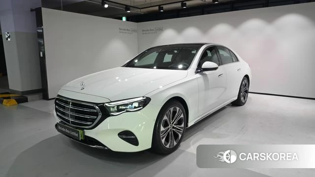 Mercedes-Benz E-Class W214 2026 Белый из Кореи