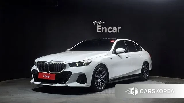 BMW 5 Series (G60) 2024 Белый из Кореи