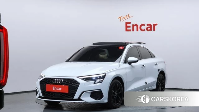 Audi A3 (8Y) 2023 Белый из Кореи